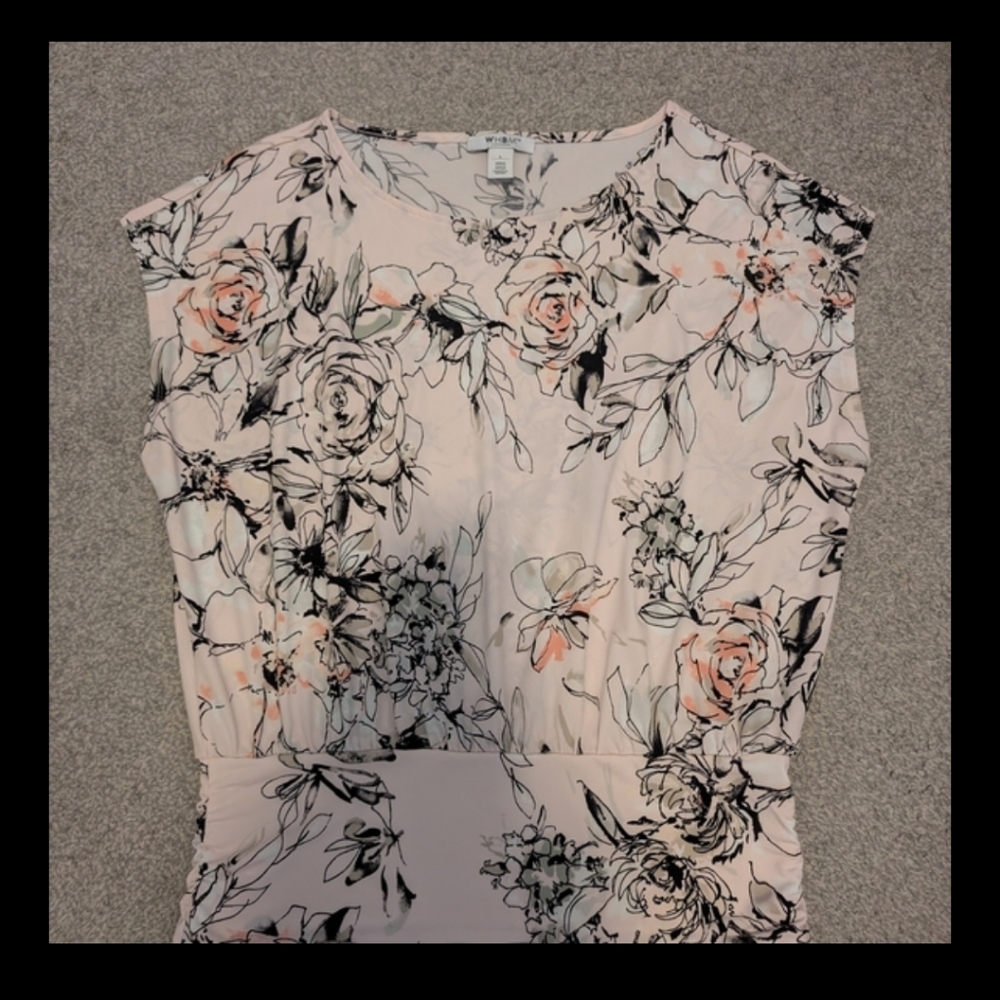 White House Black Market Black and White Floral Blouse - Picture 6 of 6